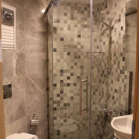 Goekova Hotel *